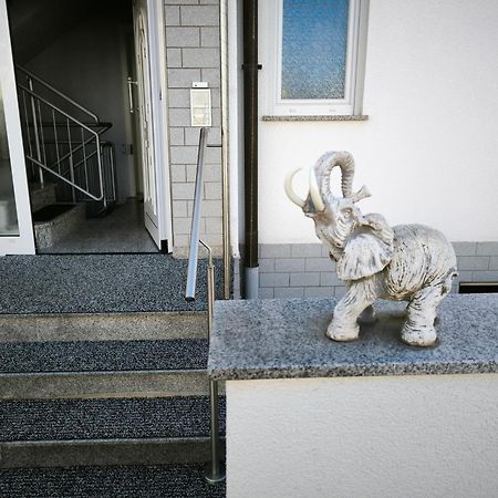 Schlafzimmer 1 Mit Top Aussicht Ueber Weilstetten バーリンゲン エクステリア 写真