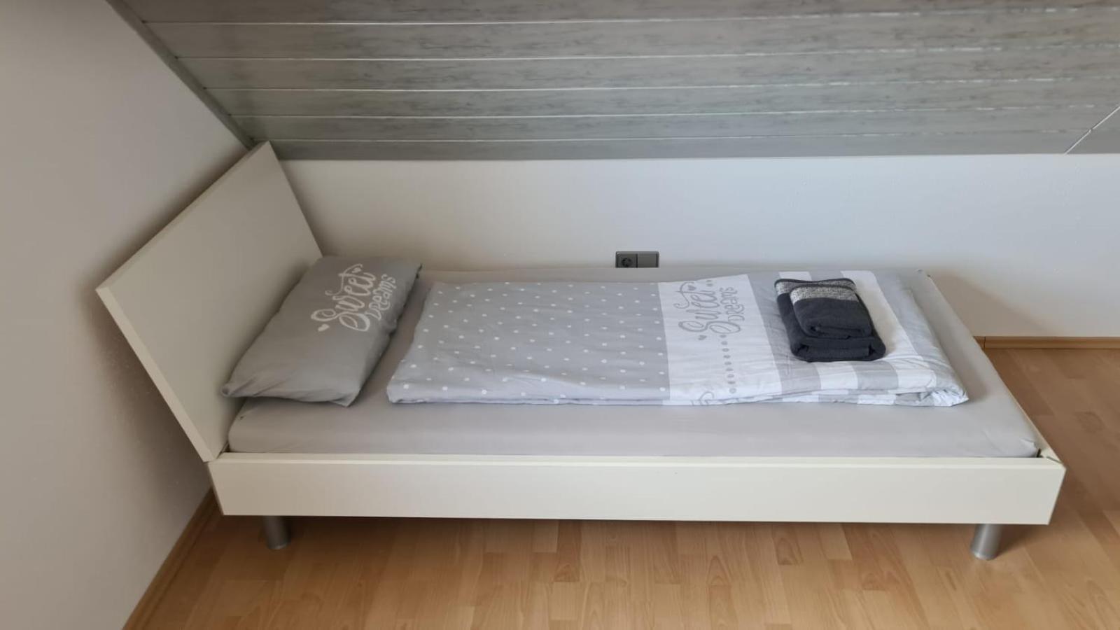 Schlafzimmer 1 Mit Top Aussicht Ueber Weilstetten バーリンゲン エクステリア 写真