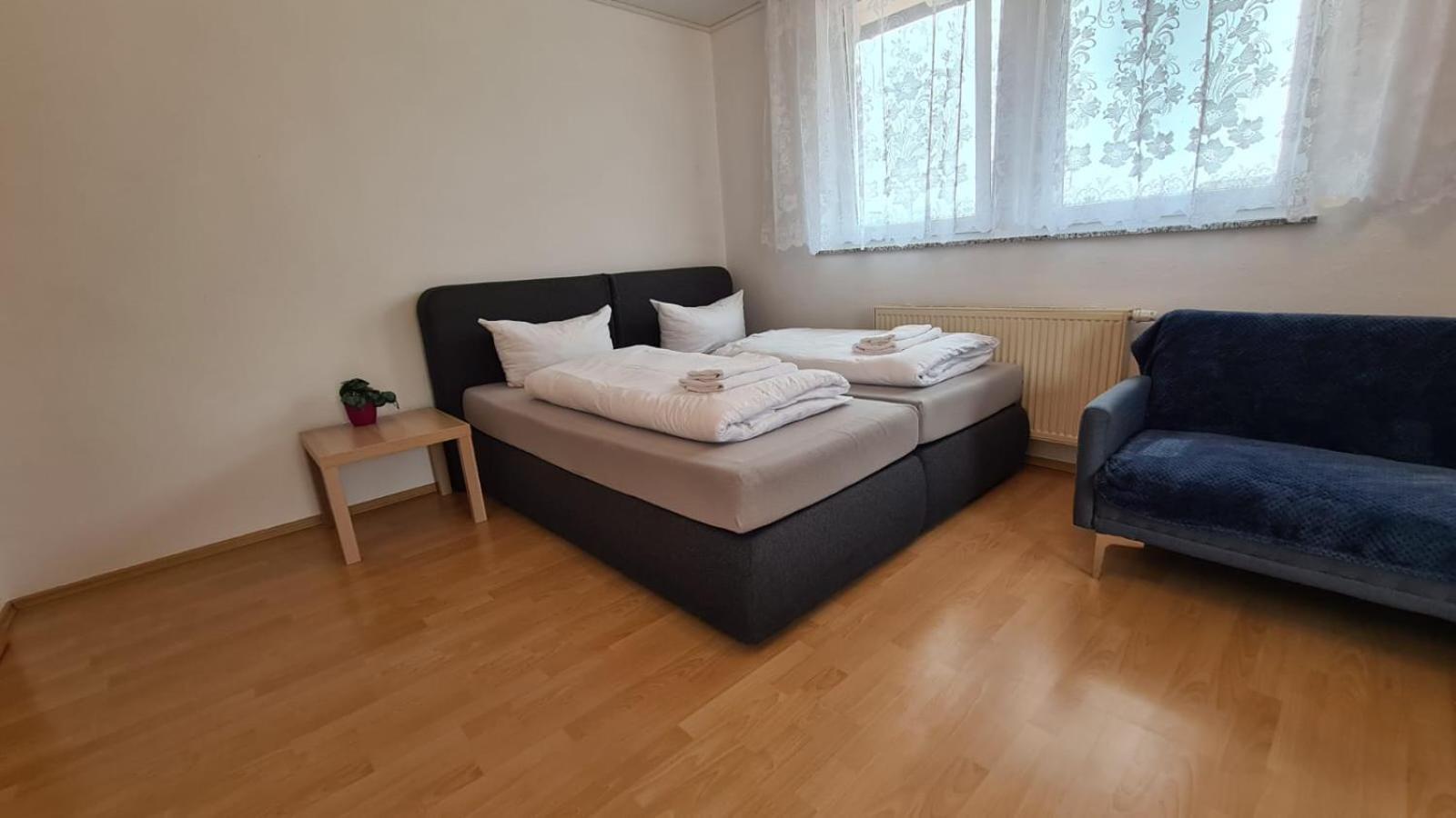 Schlafzimmer 1 Mit Top Aussicht Ueber Weilstetten バーリンゲン エクステリア 写真